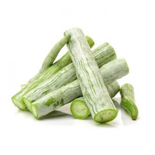 Snake Gourd - Pudalankai - Long Parval (1 Box) Wholesale Seller