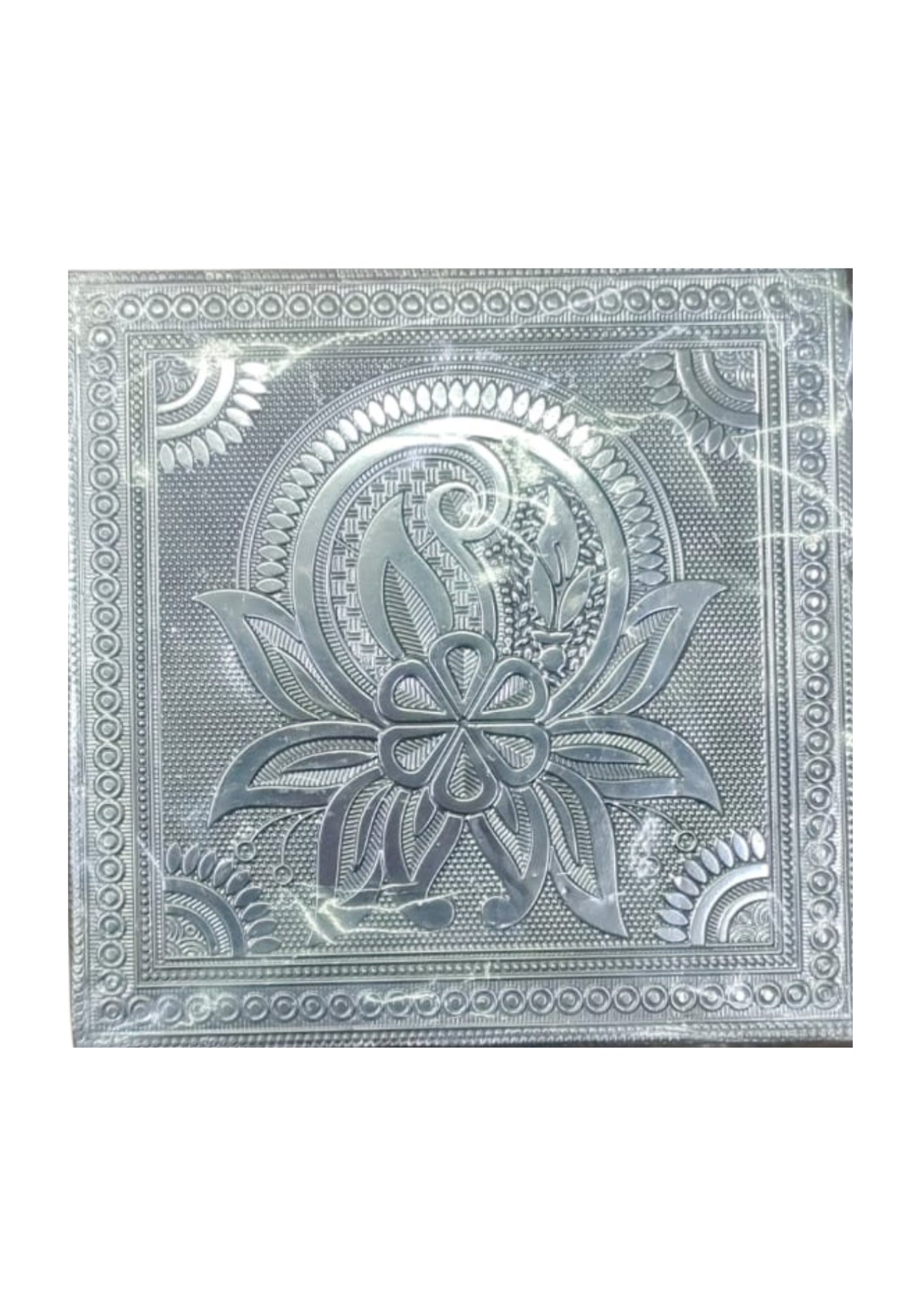 Wooden Patla - Silver 6*6 Inch Wholesale Dealer